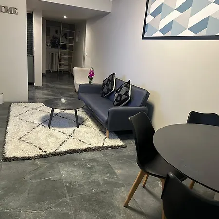 Apartment Sur Seine